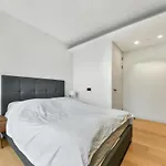 Luxury Apartment Sophia 4 Bedroom 8 Sleeps