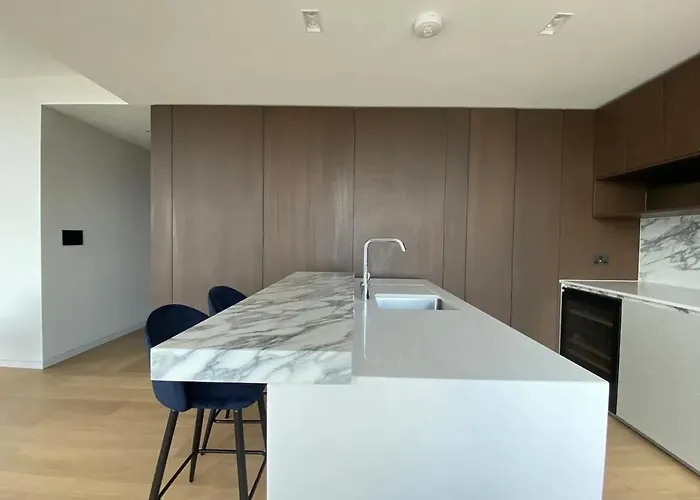 Luxury Apartment Sophia 4 Bedroom 8 Sleeps