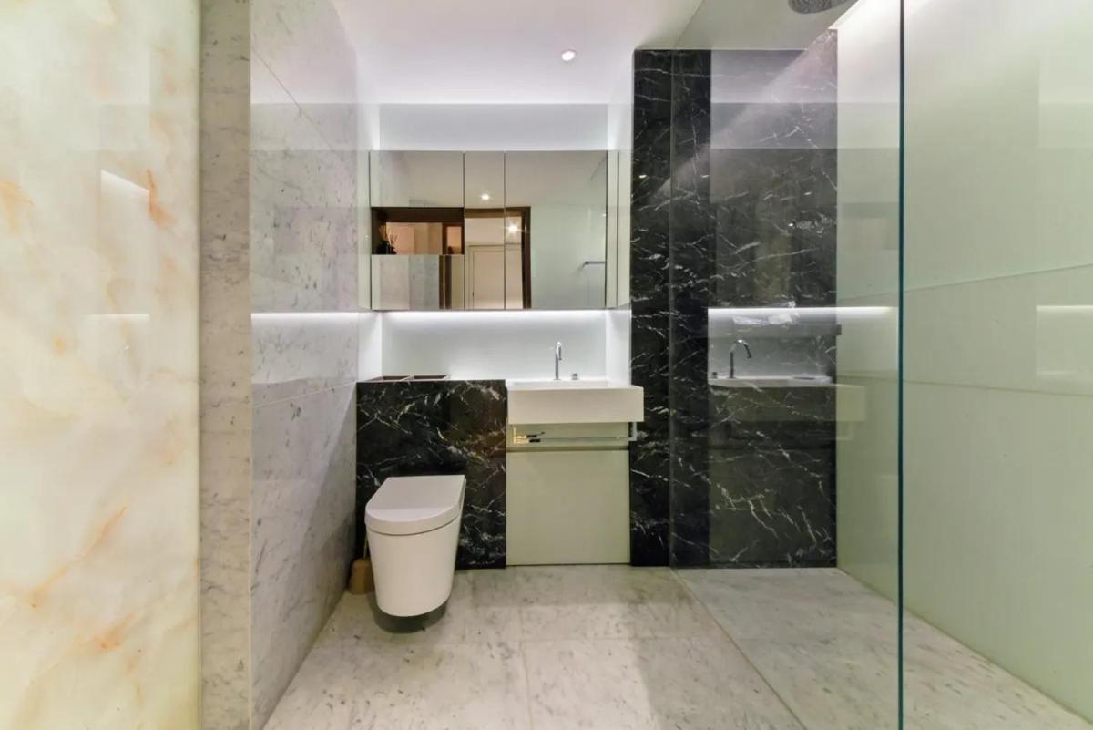 Luxury Sophia 4 Bedroom 8 Sleeps *